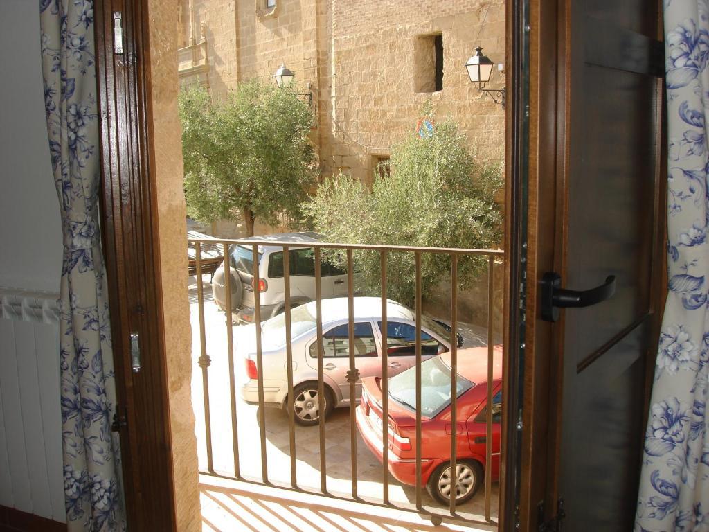 Casa Vallés Adahuesca Habitación foto